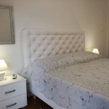 Apartmani Mladina Jelsa  Kültér fotó
