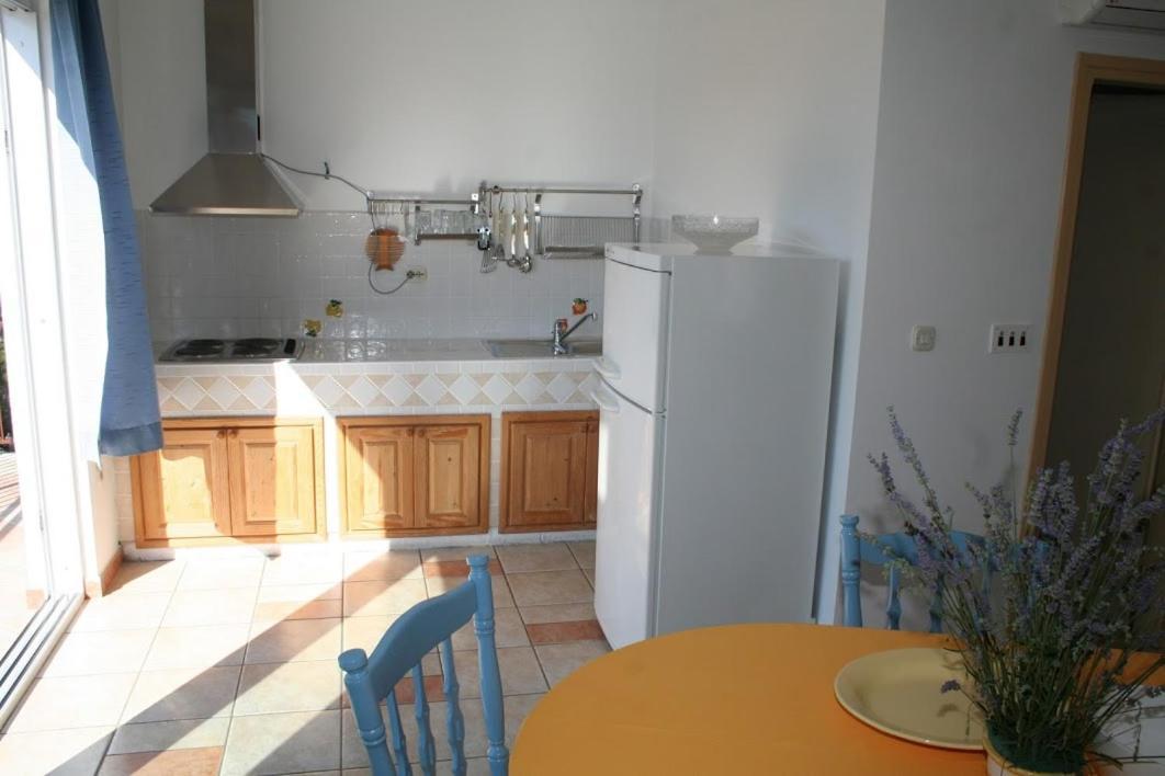 Apartmani Mladina Jelsa  Kültér fotó